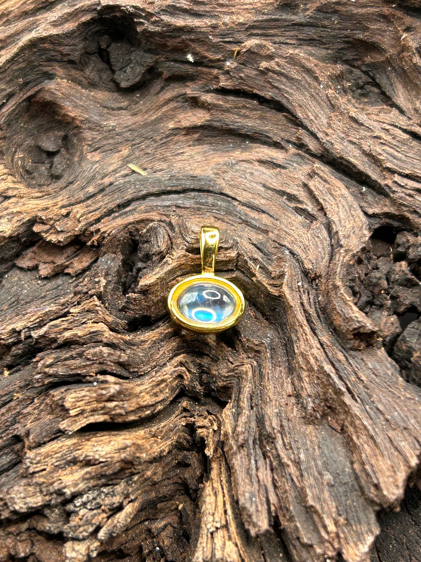 Mondstein Kettenanhänger